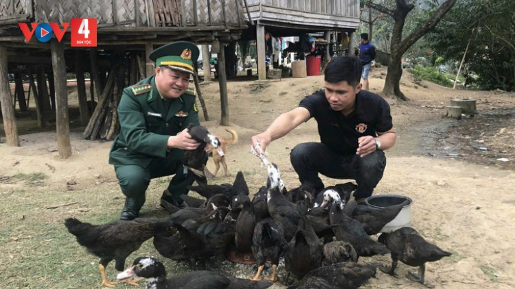 ZOOI ĐHANUÔR ACOON COH BRU - VÂN KIỀU ĐHỊ ZR’LỤ K’NOONG K’TIẾC T’BIL ĐHARỰT