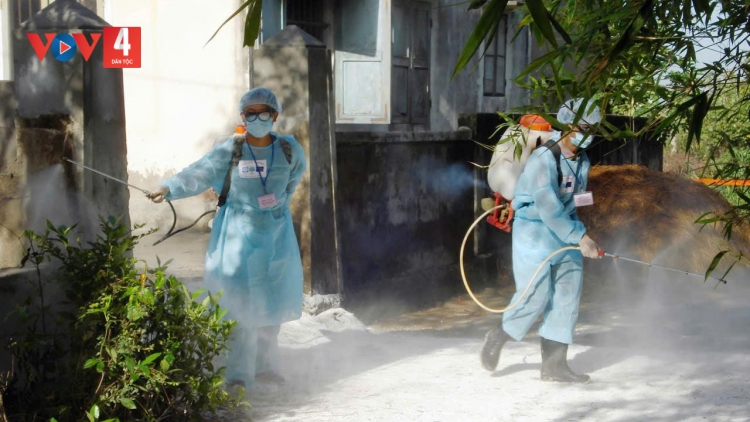 HUẾ: ĐỢ MANUYH CRÊÊ CR’ĂY LIÊN CẦU A ỌC DOỌ DZỢ BẤC XANG CR’CHĂL VAIH K’RƠ