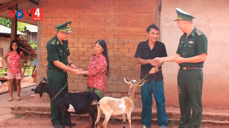 BH’RỢ TR’NÊNG NHÂM MÂNG ZOOI ĐOỌNG ĐHANUÔR ACOON COH TRUIH CRÂNG K’COONG TRƯỜNG SƠN DƯR ZI LÂH ĐHA RƯT