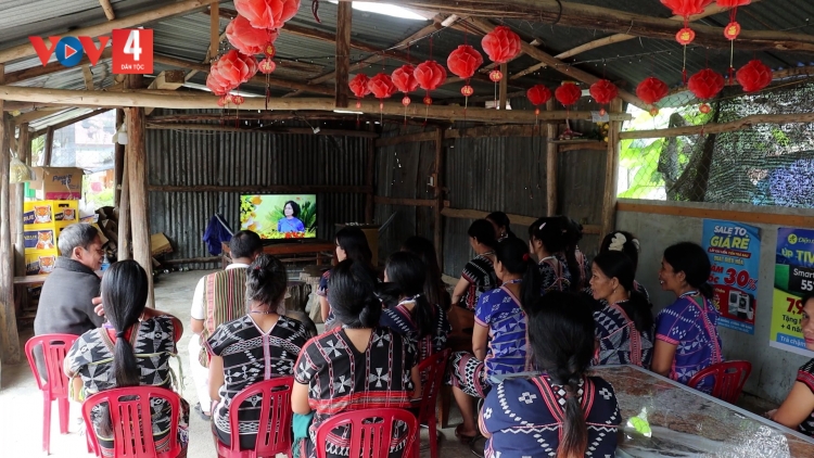 ĐHANUÔR CA NOONG K’TIẾC VƯƠNG T’HƯỚC OOY ĐẠI HỘI ĐẢNG BỘ THÀNH PHỐ ĐÀ NẴNG LẦN THỨ I