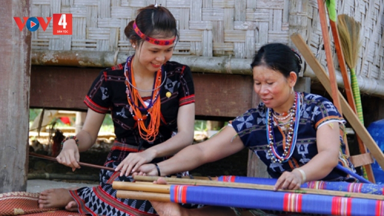 T'RUIH PA XƯL P'RA CƠ TU THỨ 5 T'NGAY 11/9/2025