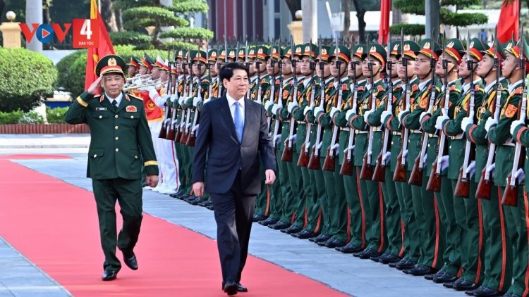 CHỦ TỊCH NƯỚC LƯƠNG CƯỜNG PÂH KHAI GIẢNG C’MOO HỌC 2025-2026 ĐHỊ HỌC VIỆN QUỐC PHÒNG