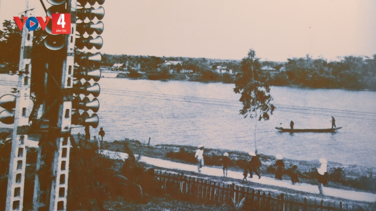 BH’RỢ LOA TR’ZÂL BƠR N’ĐĂH TOOR K’NOONG TR’ZÂL