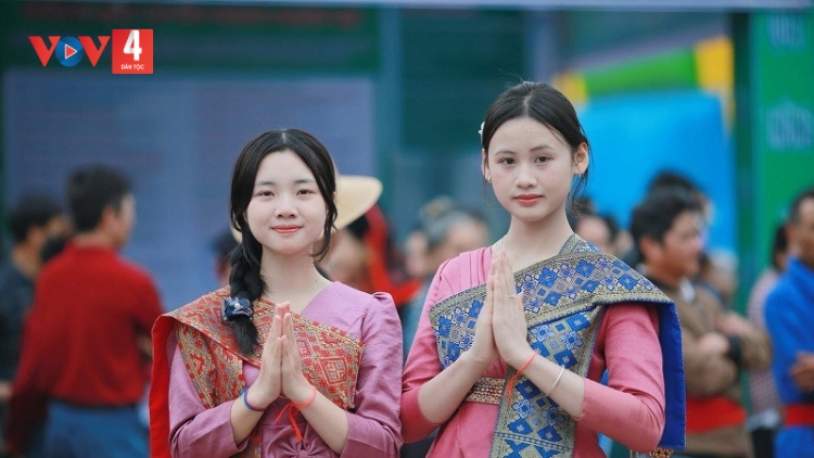 BÀI CA VIỆT - LÀO