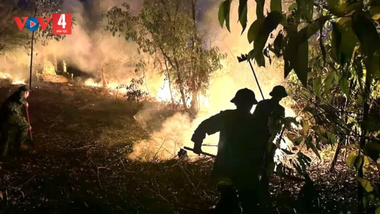 HUẾ: BƠƠN LÊY ACHĂC PÂN JƯIH CHÊÊT BÊL T’PĂT ROOH CRÂNG