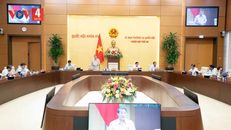 PR’HỌP 49 ÂNG UỶ BAN TVQH: BHRỢ HÀNH LANG PHÁP LÝ PA DƯR THƯƠNG MẠI ĐIỆN TỬ PA XƠC 