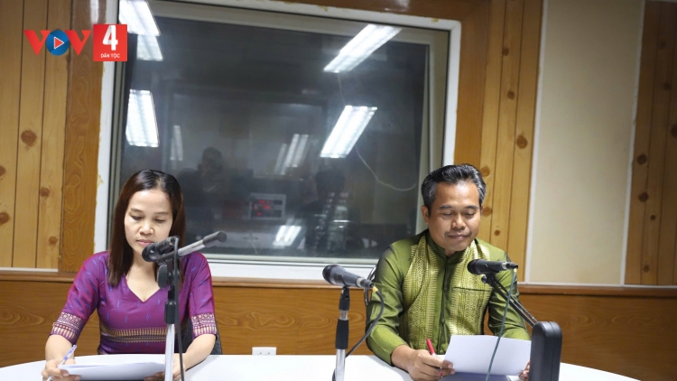 ពត៌មាន​ម៉ោង១៥