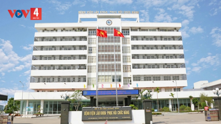 QUẢNG NINH: NGÒI DỎM SỨC RÈNG CÚA CẦN KÉ ĐẢY ĐÂY