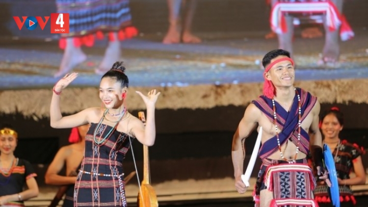 T'RUIH PA XƯL P'RA CƠ TU CHỦ NHẬT T'NGAY 05/10/2025