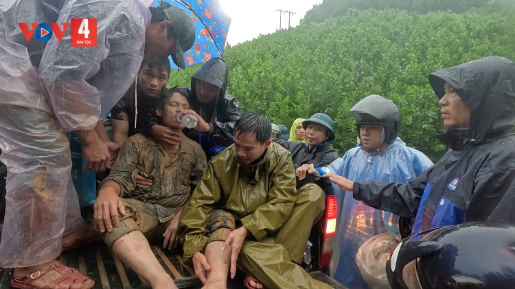 BOO TUH MIỀN TRUNG: 7 CHA NĂC CHÊÊT, 5 CHA NĂC BIL TIC, LÂH 100 R’BHÂU ĐONG NONG COH ĐAC