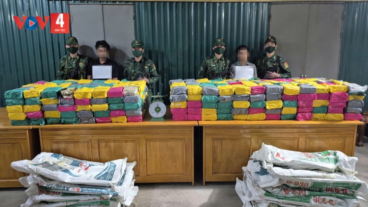 BỘ ĐỘI BIÊN PHÒNG QUẢNG TRỊ BHRỢ PA GHIT TU BHIỆC ÂNG ĐƠƠNG 500KG MATÚY Z’LÂH CA NOONG K’TIẾC