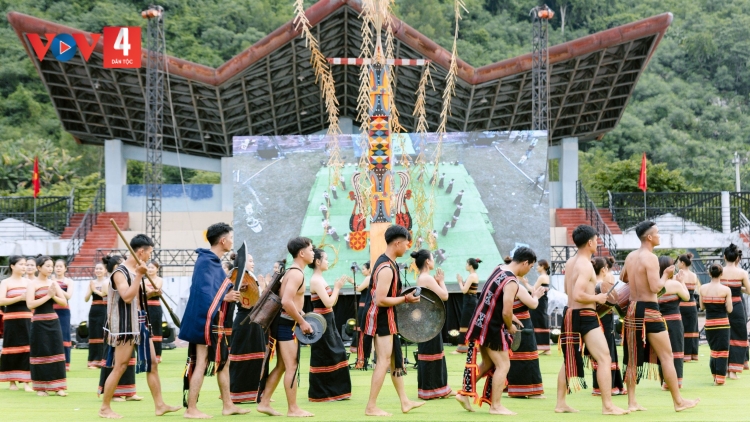 XA NAY TIN PR’HAY CHR’NĂP COH TUẦN 