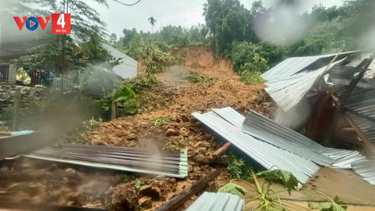 MIỀN TRUNG: ĐƠƠH HÂN PA TƠƠI ĐHANUÔR COH ZR’LỤ ĐÁC TUH NONG, BHR’LẬ RAU BIL HƯ TU BOO TUH