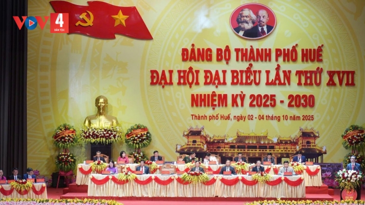 ĐẠI HỘI ĐẢNG BỘ TP HUẾ: BHRỢ PA DƯR HUẾ VAIH ĐÔ THỊ T’VIÊNG, BHRIÊL TA BACH, VÊY BÂC PR’HOỌM CHR’NĂP LIÊM