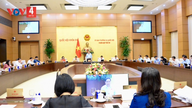 PR’HỌP G’LUH 50 UBTVQH: NHÂM MÂNG RAU LIÊM CHOOM BÊL CẤP CHR’VAL BHRỢ BH’RỢ TỆÊM NGĂN CHR’NĂP PR’ĐƯƠI