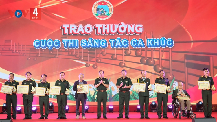 PA ĐỚP ĐOỌNG CH’NER HA PAZÊNG BH’RỢ HAANH DEH 80 C’MOO T’NGAY TRUYỀN THỐNG LỰC LƯỢNG VŨ TRANG QUÂN KHU 5