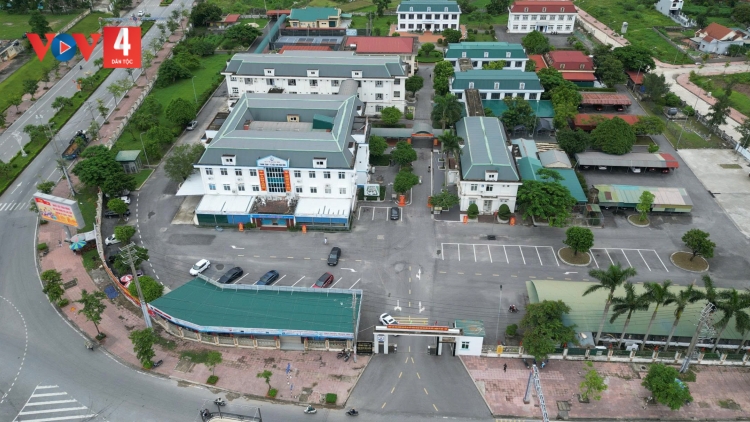 QUẢNG NINH: PĂN TẺO TỈ HẾT VIỂC CÚA PẠNG Y TẾ