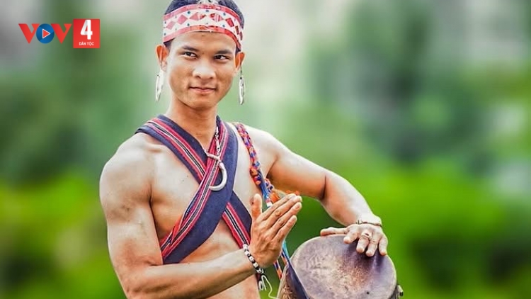 T'RUIH PA XƯL P'RA CƠ TU CHỦ NHẬT T'NGAY 16/11/2025