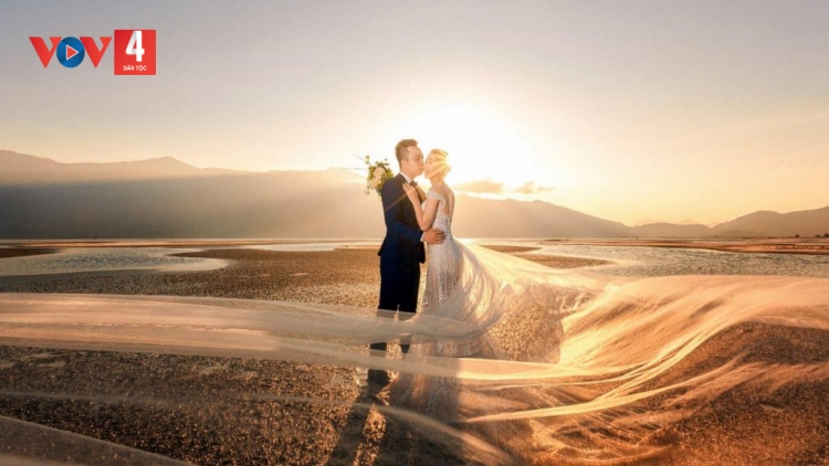 CHUYỆN TÌNH CỦA BIỂN