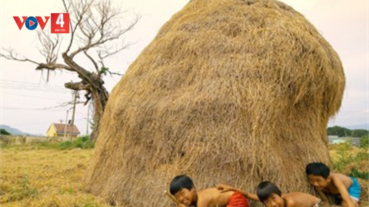 T'RUIH PA XƯL P'RA CƠ TU CHỦ NHẬT  T'NGAY 09/11/2025