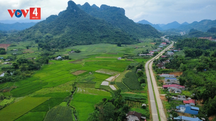 PỈ NOỌNG DÂN TỘC NỌI CẦN SLẢNH THÁI NGUYÊN SLỨN SLIM KHẢU ĐẠI HỘI XIV CÚA ĐẢNG