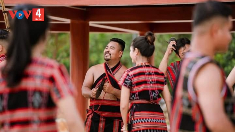 CĂN A UN (Dân ca Pa Kô) 