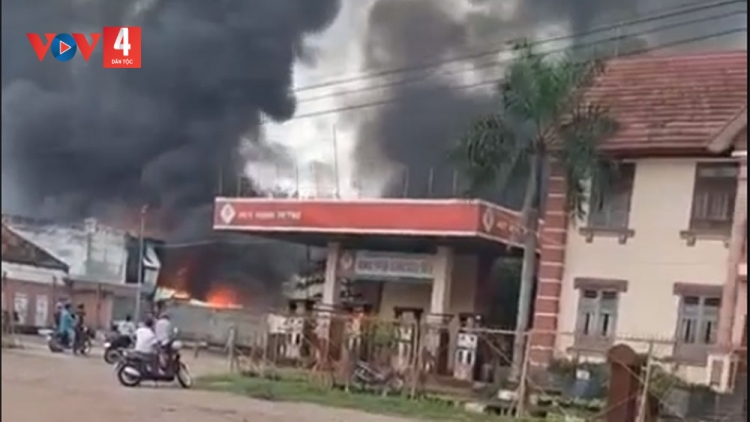 THỦ TƯỚNG K'ĐHƠỢNG XAY ĐƠƠH CH'MÊÊT LÊY HÂU TU DƯR VAIH RA ROOH ĐHỊ TP.HC