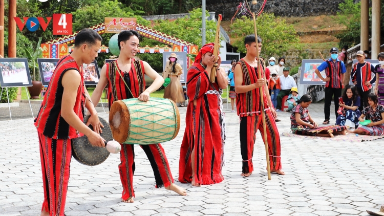 T'RUIH PA XƯL P'RA CƠ TU THỨ 4 T'NGAY 10/12/2025