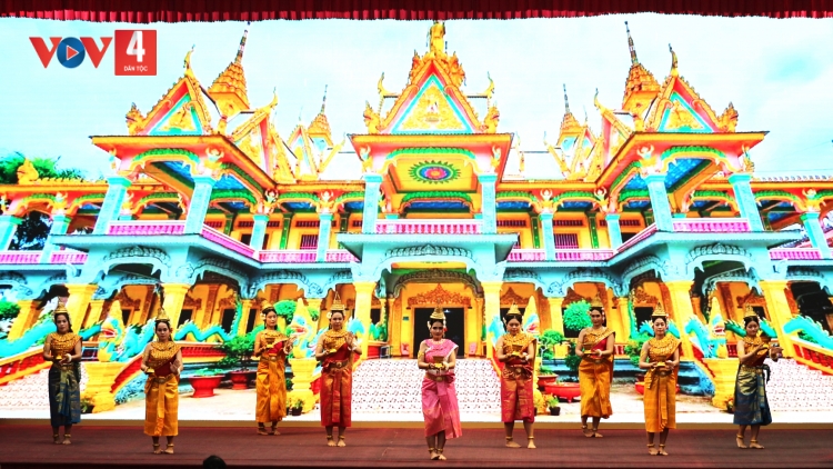 NGHỆ THUẬT MÚA LANG AHAY ÂNG KHMER NAM BỘ 