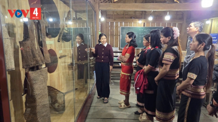 QUẢNG NGÃI: ZƯ LÊY CHR’NĂP VĂN HÓA ÂNG MA NƯIH XÊ ĐĂNG