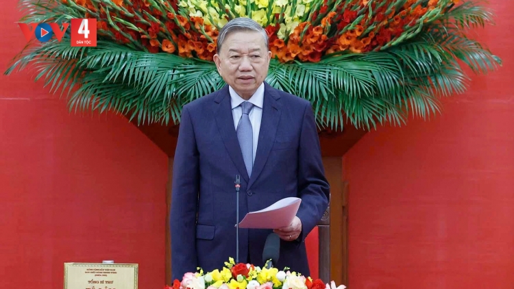 TỔNG BÍ THƯ TÔ LÂM: C’RƠ PA ZAY LÂNG C’RƠ P’RƠƠM HA DƯR NĂC T’VAIH C’LÂNG LƯỚT HA Y CHROO LIÊM CHOOM