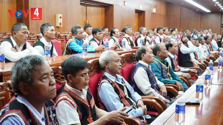 ĐÀ NẴNG TR’LUM LÂNG 300 MANUYH VÊY BÂC NGAI CHĂP COH ZR’LỤ ĐHANUÔR ACOON COH