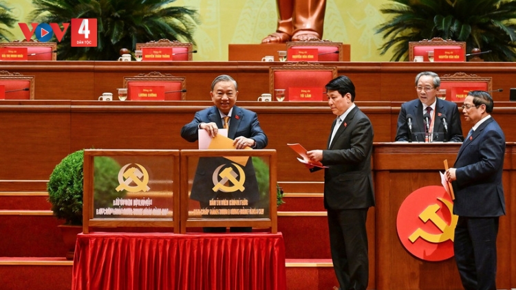 RA DIU ĐÂU 23/1/2026, BAN CHẤP HÀNH TRUNG ƯƠNG ĐẢNG KHOA 14 LÊY BHRỢ HỘI NGHỊ G’LUH TR’NƠỢP