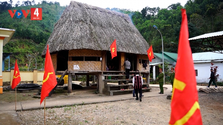 XAY MOON PHÁP LUẬT ZƯ TÊỆM NGĂN CA NOONG K’TIẾC COH CR’CHĂL BHRỢ ĐẠI HỘI 14