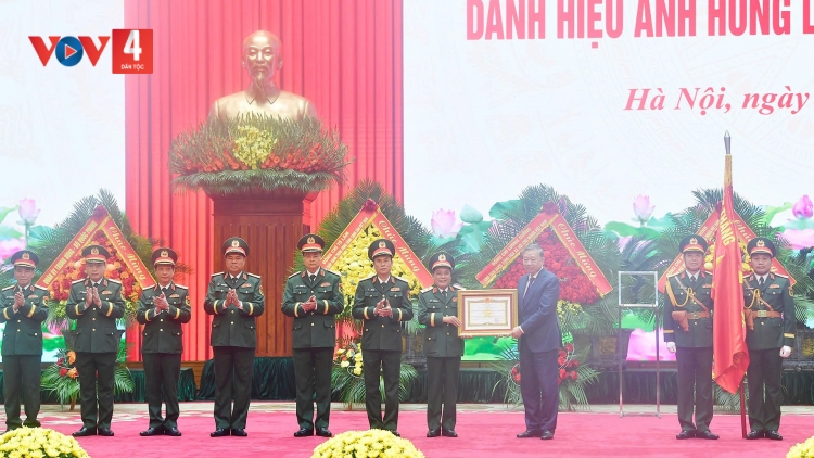 TỔNG BÍ THƯ TÔ LÂM PA ĐƠP ĐOỌNG CH’NER ANH HÙNG LLVT NHÂN DÂN HA TỔNG CỤC HẬU CẦN - KỸ THUẬT