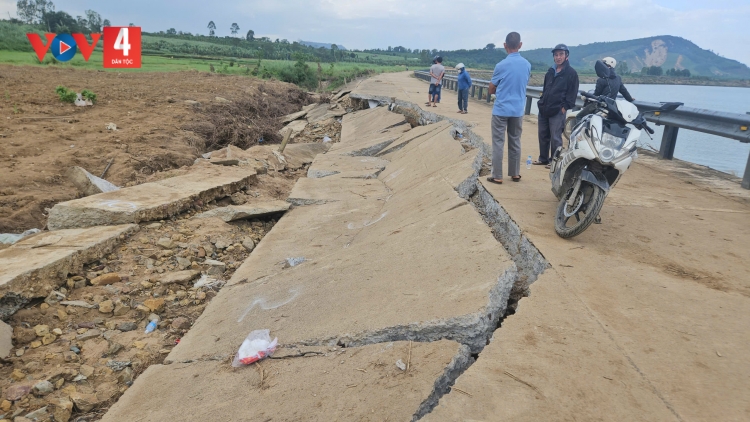 ĐẮK LẮK XRĂ PA GLUH CÔNG ĐIỆN PR'HÂN XANG BÊL 4 CHA NĂC CHÊÊT TU HA POỌ ĐHA NÂN
