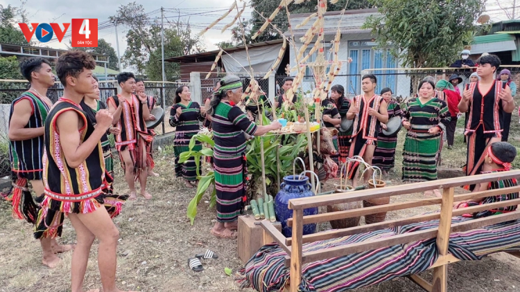 BHIỆC BHAN TĂM BLANG M’PRANG BON – RAU CHR’NĂP PR’HAY ÂNG MANUYH M’NÔNG