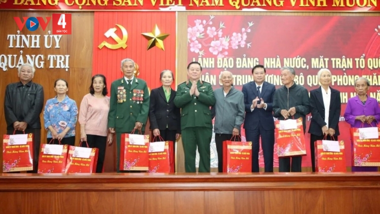 ĐẠI TƯỚNG NGUYỄN TRỌNG NGHĨA TƯƠC LUM LÊY, HƠNH DEH TẾT ĐHỊ TỈNH QUẢNG TRỊ