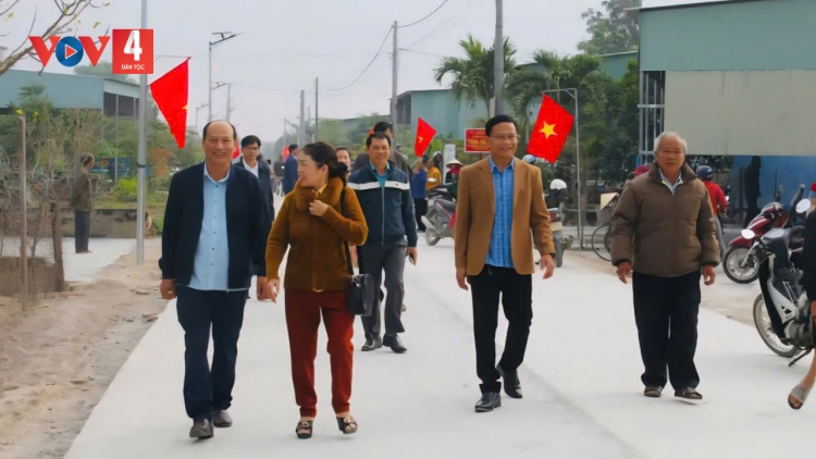 PAZÊNG C’LÂNG LƯƠT NĂC “XA NAY ĐẢNG CR’NOỌ ĐHANUÔR” ĐHỊ GIA LAI