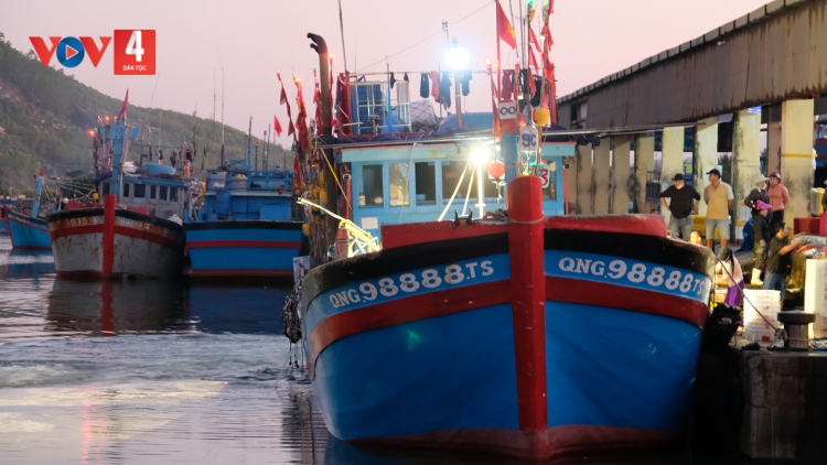 LOOM LUÔNH LIÊM TA NIH LÂNG HOÀNG SA, TRƯỜNG SA