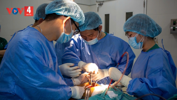 TỐI MẤƯ CHANG BẠI TỈ KHẢM CHỎI PỈNH DÚ SLẢNH THÁI NGUYÊN