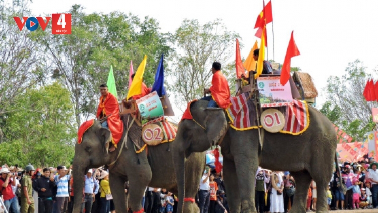 THÁNG 3 TÂY NGUYÊN