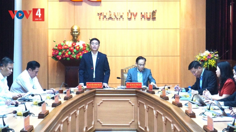 PRÁ XAY XANG DỰ THẢO BÁO CÁO CH’MÊỆT LÊY ÂNG BAN THƯỜNG VỤ THÀNH UỶ HUẾ