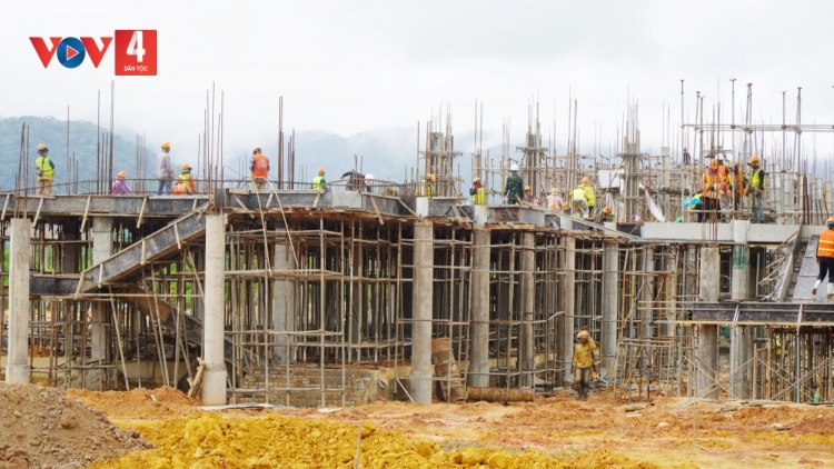 HUẾ: ĐƠƠH BHRỢ TRƯỜNG NỘI TRÚ BÂC CÂP COH ZR’LỤ K’NOONG K’TIÊC A LƯỚI