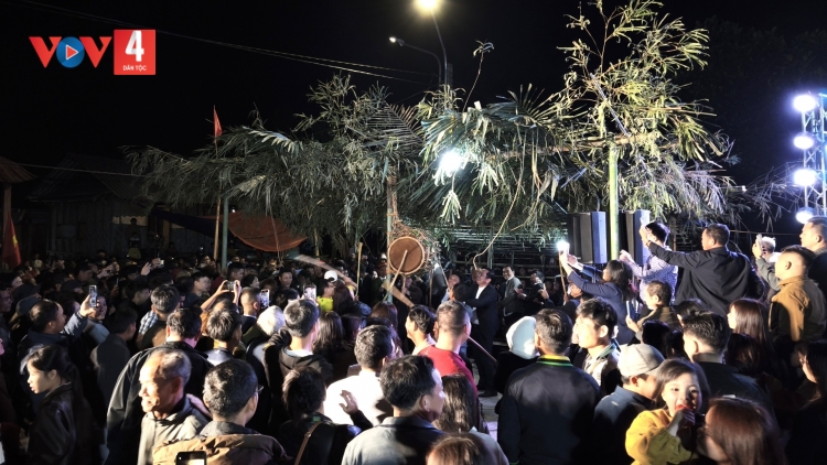 ĐHR’NIÊNG M’BHÍ CHA GÂR ÂNG MACOONG 