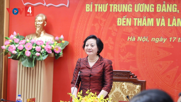 PHÓ THỦ TƯỚNG PHẠM THỊ THANH TRÀ PAZAO ĐOỌNG BH’RỢ HA NGÀNH Y TẾ
