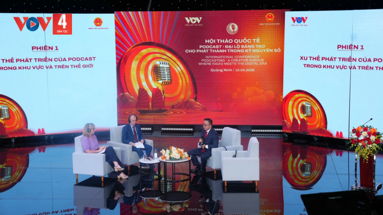 G'LUH PRÁ XAY BHA LANG K'TIÊC: "PODCAST: C'LÂNG BHRỢ LIÊM CHOOM ĐOỌNG PHÁT THANH OOY LANG T'MÊÊ