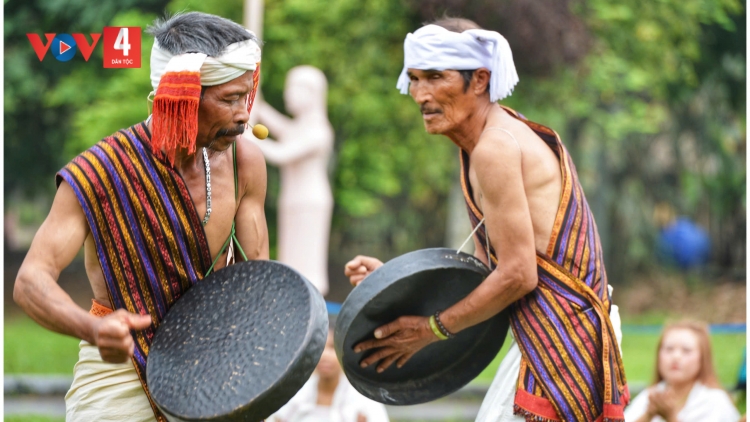 Những nét văn hoá độc đáo của người Chu Ru