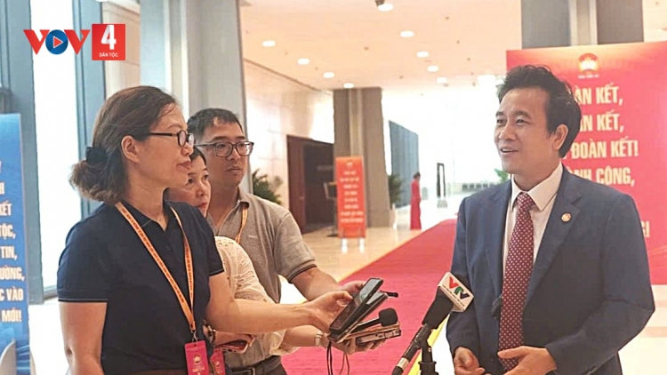 Bên lề Đại hội XI: Kỳ vọng đột phá từ "bình dân học vụ số" và sức mạnh lòng dân