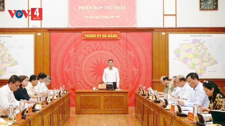 BÍ THƯ THÀNH UỶ ĐÀ NẴNG: ÓO ĐOỌNG VAIH BHIỆC BHRỢ CĂH LIÊM CRÊÊ ĐĂH CHÍNH SÁCH PA DƯR PA XƠC ĐÔNG ĂT XÃ HỘI